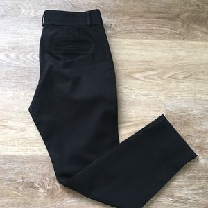 Banana Republic black capri pants